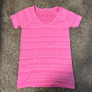 Lululemon top size 4